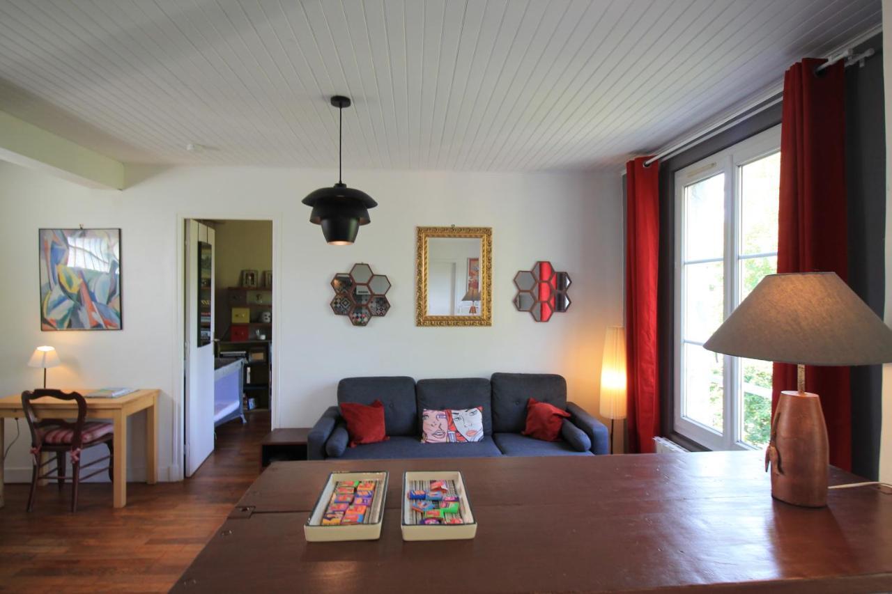 Disponible - Appartement Entier - Ligne H 15Mn Paris-Gare Du Nord, Parking Rue Gratuit, 4 Pers, Station De Train En Face Toutes Les 15Mn, Hippodrome, Cdfas, Universite, Borne Electrique, 1Er Etage Eaubonne Eksteriør bilde