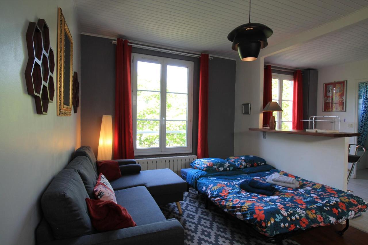 Disponible - Appartement Entier - Ligne H 15Mn Paris-Gare Du Nord, Parking Rue Gratuit, 4 Pers, Station De Train En Face Toutes Les 15Mn, Hippodrome, Cdfas, Universite, Borne Electrique, 1Er Etage Eaubonne Eksteriør bilde